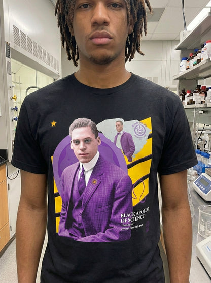 Black Apollo of Omega Psi Phi - Unisex classic tee